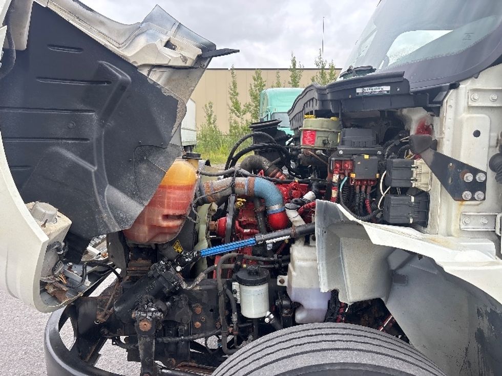 Medium Duty Box Truck-Light and Medium Duty Trucks-International-2020-MV607-Ottawa-ON-234,791\n\t\tkm-$ 55,000 - Image 23