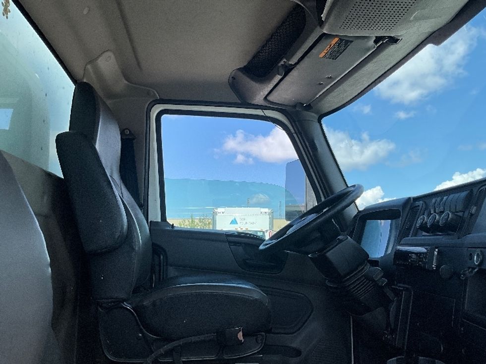 Medium Duty Box Truck-Light and Medium Duty Trucks-International-2020-MV607-Ottawa-ON-242,521\n\t\tkm-$ 54,250 - Image 21