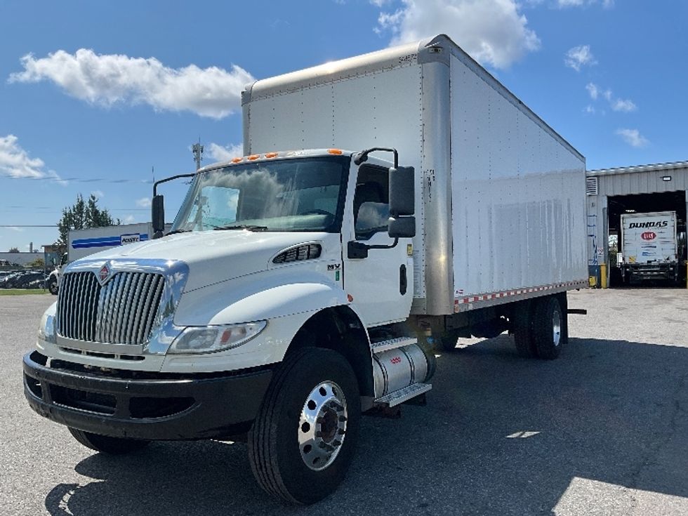 Medium Duty Box Truck-Light and Medium Duty Trucks-International-2020-MV607-Ottawa-ON-242,521\n\t\tkm-$ 54,250 - Image 3
