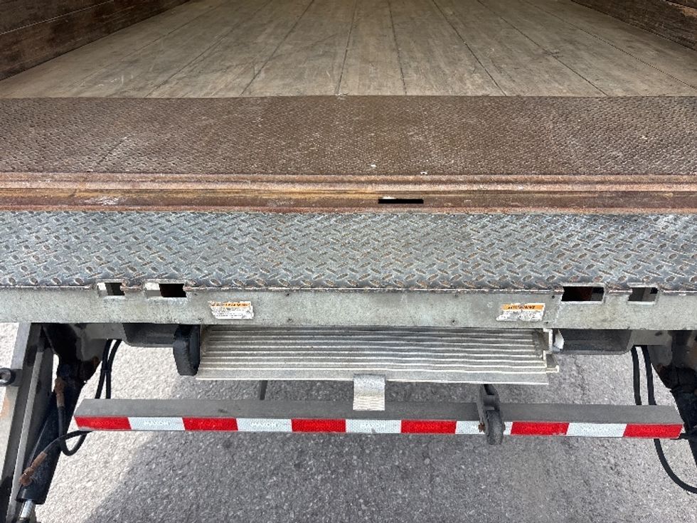 Medium Duty Box Truck-Light and Medium Duty Trucks-International-2020-MV607-Ottawa-ON-243,696\n\t\tkm-$ 66,000 - Image 10