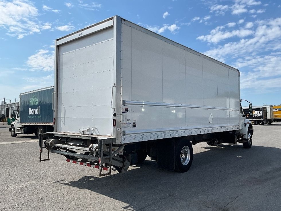 Medium Duty Box Truck-Light and Medium Duty Trucks-International-2020-MV607-Ottawa-ON-243,696\n\t\tkm-$ 66,000 - Image 13