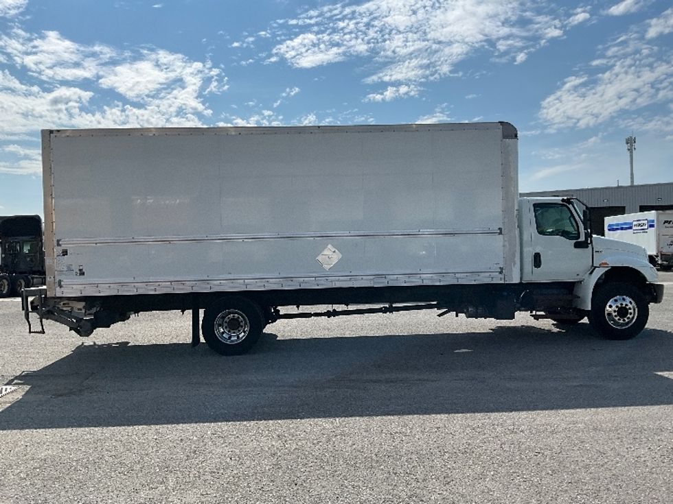 Medium Duty Box Truck-Light and Medium Duty Trucks-International-2020-MV607-Ottawa-ON-243,696\n\t\tkm-$ 66,000 - Image 15