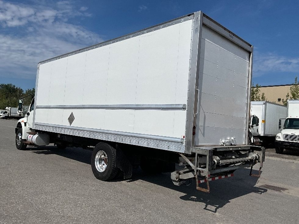 Medium Duty Box Truck-Light and Medium Duty Trucks-International-2020-MV607-Ottawa-ON-243,696\n\t\tkm-$ 66,000 - Image 6
