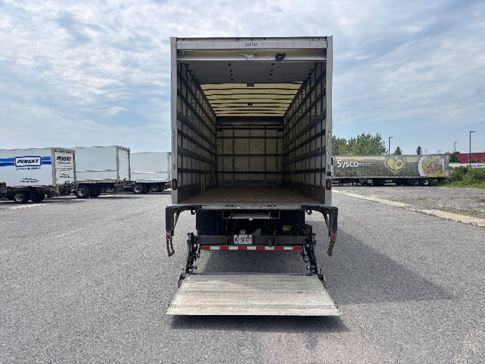Medium Duty Box Truck-Light and Medium Duty Trucks-International-2020-MV607-Ottawa-ON-243,696\n\t\tkm-$ 66,000 - Image 9