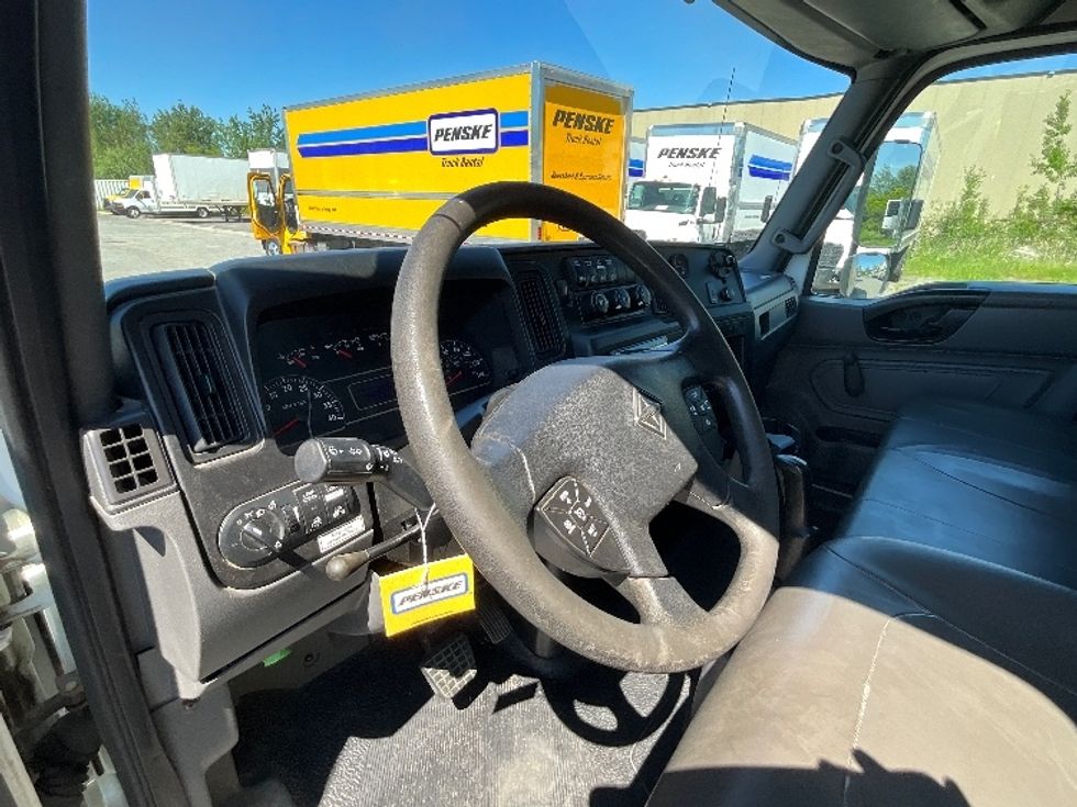 Medium Duty Box Truck-Light and Medium Duty Trucks-International-2020-MV607-Ottawa-ON-258,617\n\t\tkm-$ 56,750 - Image 17