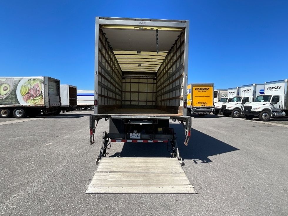 Medium Duty Box Truck-Light and Medium Duty Trucks-International-2020-MV607-Ottawa-ON-258,617\n\t\tkm-$ 56,750 - Image 9