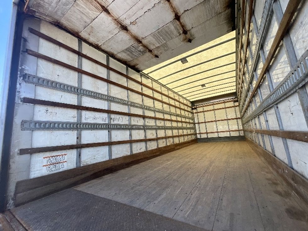 Medium Duty Box Truck-Light and Medium Duty Trucks-International-2020-MV607-Ottawa-ON-262,721\n\t\tkm-$ 62,500 - Image 11