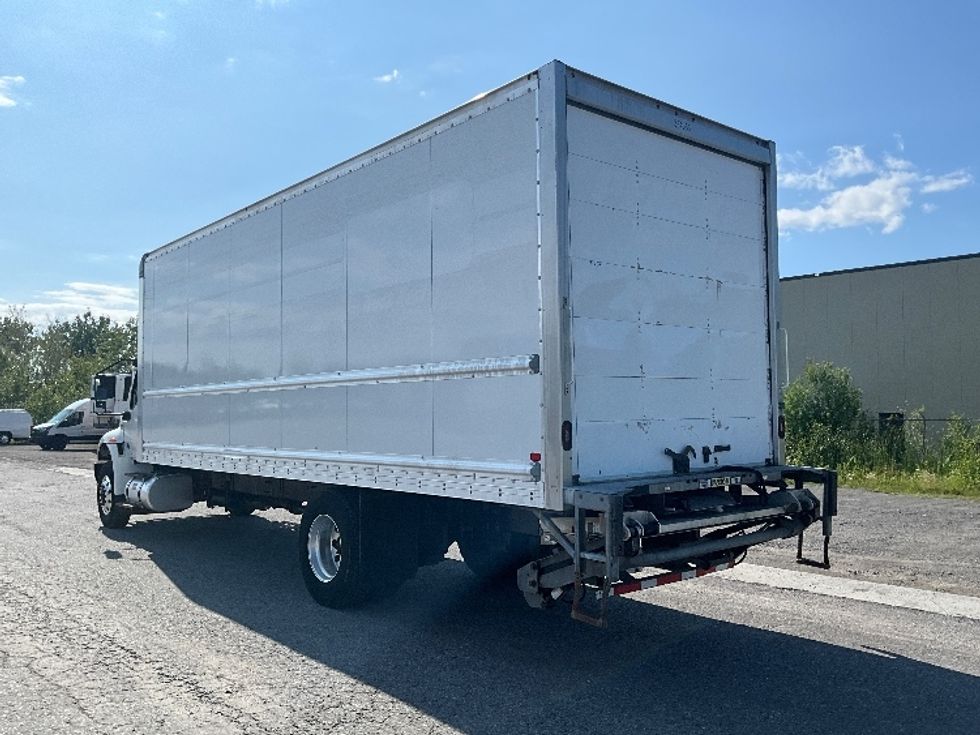 Medium Duty Box Truck-Light and Medium Duty Trucks-International-2020-MV607-Ottawa-ON-262,721\n\t\tkm-$ 62,500 - Image 6