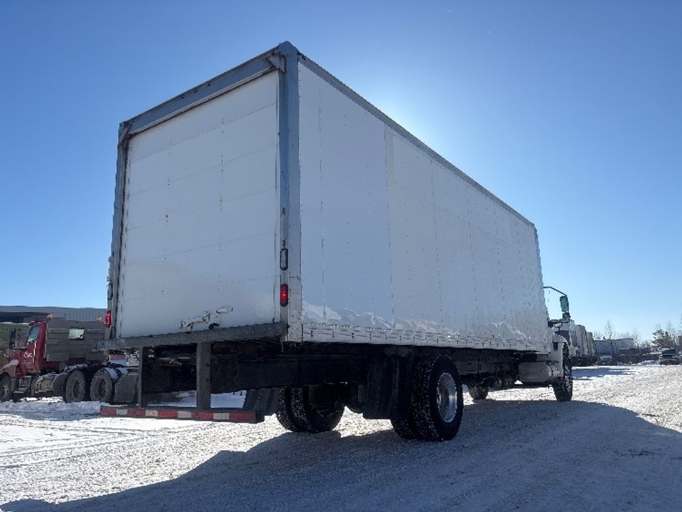 Medium Duty Box Truck-Light and Medium Duty Trucks-International-2020-MV607-Ottawa-ON-296,186\n\t\tkm-$ 47,750 - Image 13