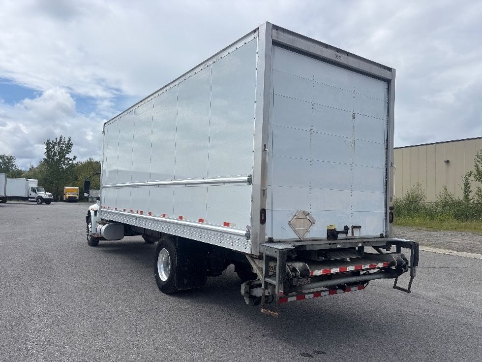 Medium Duty Box Truck-Light and Medium Duty Trucks-International-2020-MV607-Ottawa-ON-306,374\n\t\tkm-$ 48,250 - Image 6