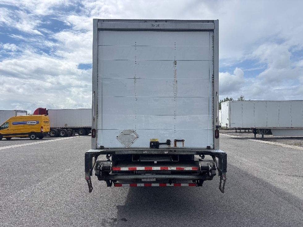 Medium Duty Box Truck-Light and Medium Duty Trucks-International-2020-MV607-Ottawa-ON-306,374\n\t\tkm-$ 48,250 - Image 7
