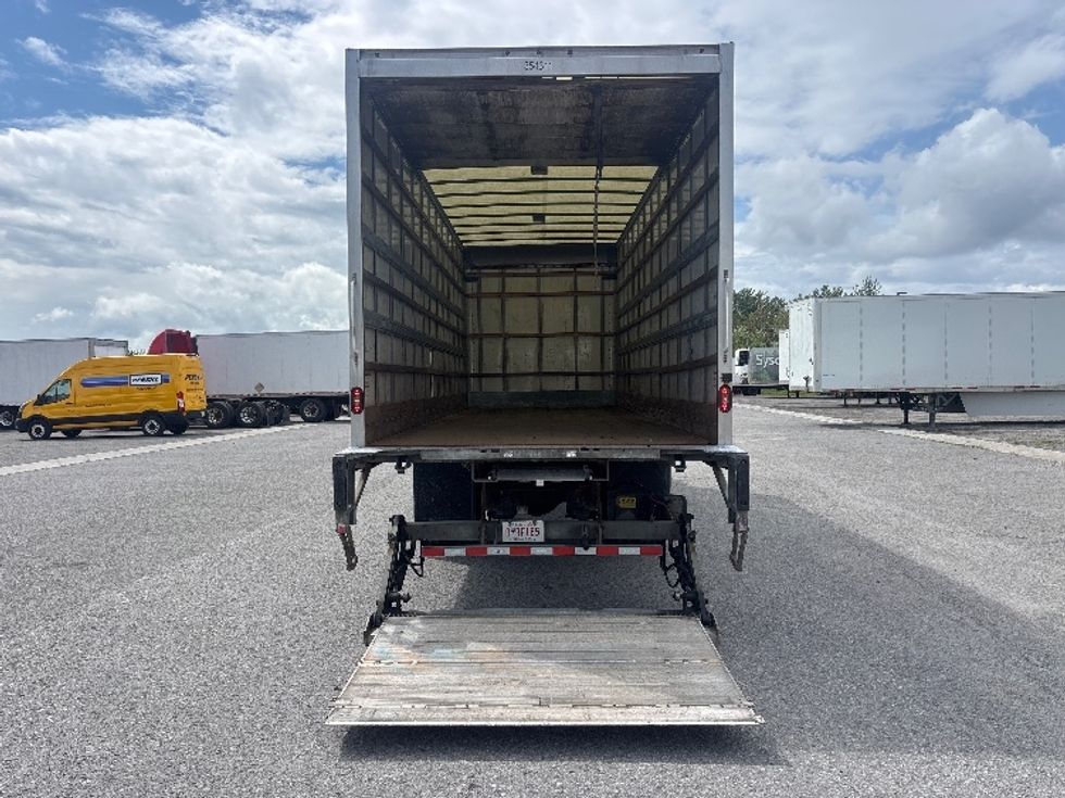 Medium Duty Box Truck-Light and Medium Duty Trucks-International-2020-MV607-Ottawa-ON-306,374\n\t\tkm-$ 48,250 - Image 9