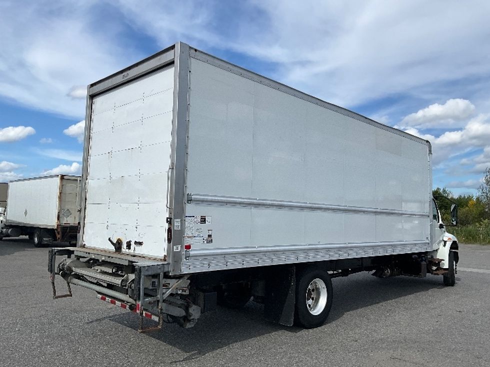 Medium Duty Box Truck-Light and Medium Duty Trucks-International-2020-MV607-Ottawa-ON-323,878\n\t\tkm-$ 57,000 - Image 13