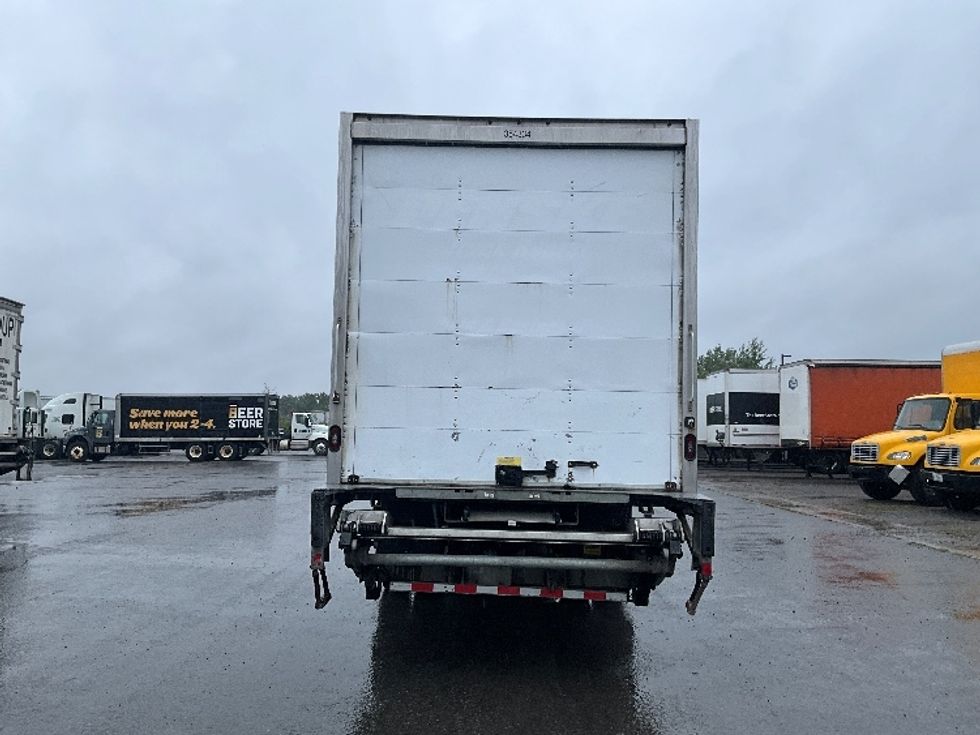 Medium Duty Box Truck-Light and Medium Duty Trucks-International-2020-MV607-Ottawa-ON-323,878\n\t\tkm-$ 57,000 - Image 7