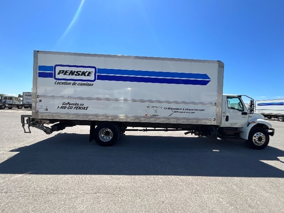 Medium Duty Box Truck-Light and Medium Duty Trucks-International-2020-MV607-Ottawa-ON-356,870\n\t\tkm-$ 41,500 - Image 15