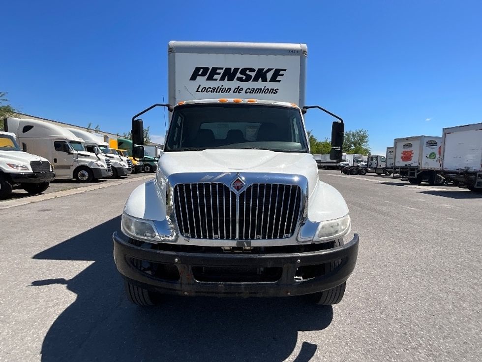 Medium Duty Box Truck-Light and Medium Duty Trucks-International-2020-MV607-Ottawa-ON-356,870\n\t\tkm-$ 41,500 - Image 2