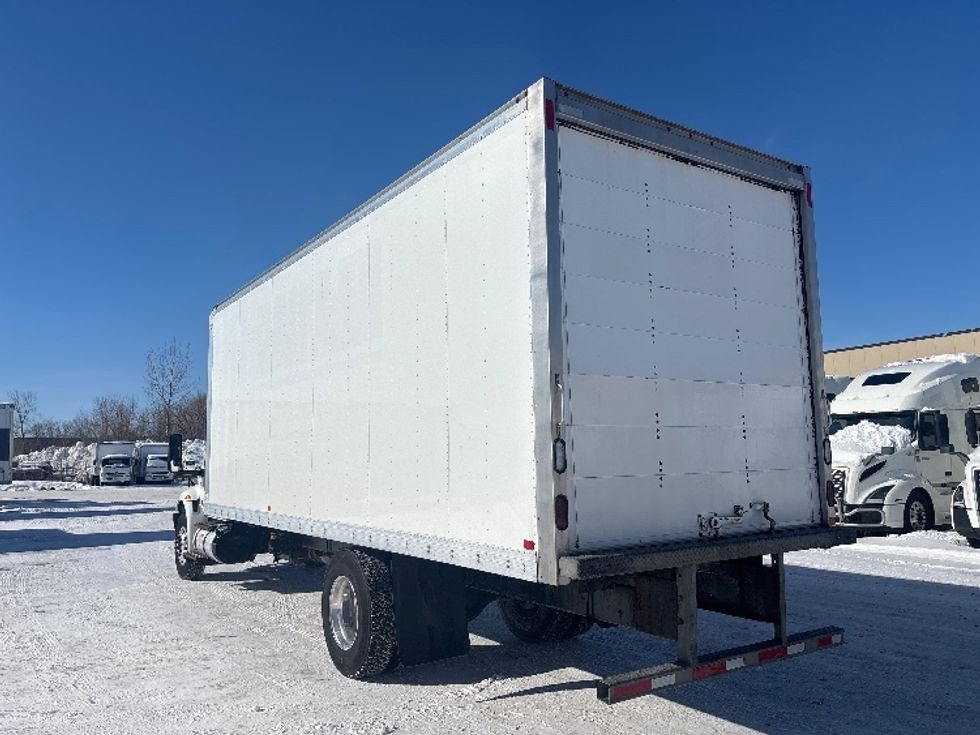 Medium Duty Box Truck-Light and Medium Duty Trucks-International-2020-MV607-Ottawa-ON-373,015\n\t\tkm-$ 47,750 - Image 6