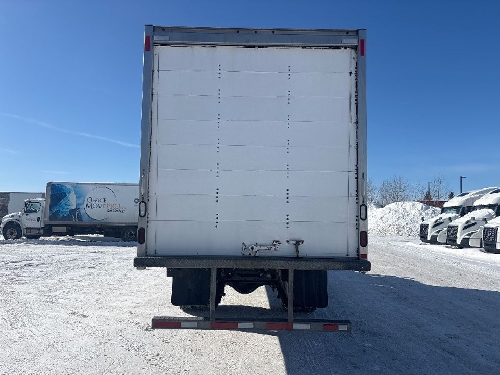 Medium Duty Box Truck-Light and Medium Duty Trucks-International-2020-MV607-Ottawa-ON-373,015\n\t\tkm-$ 47,750 - Image 7