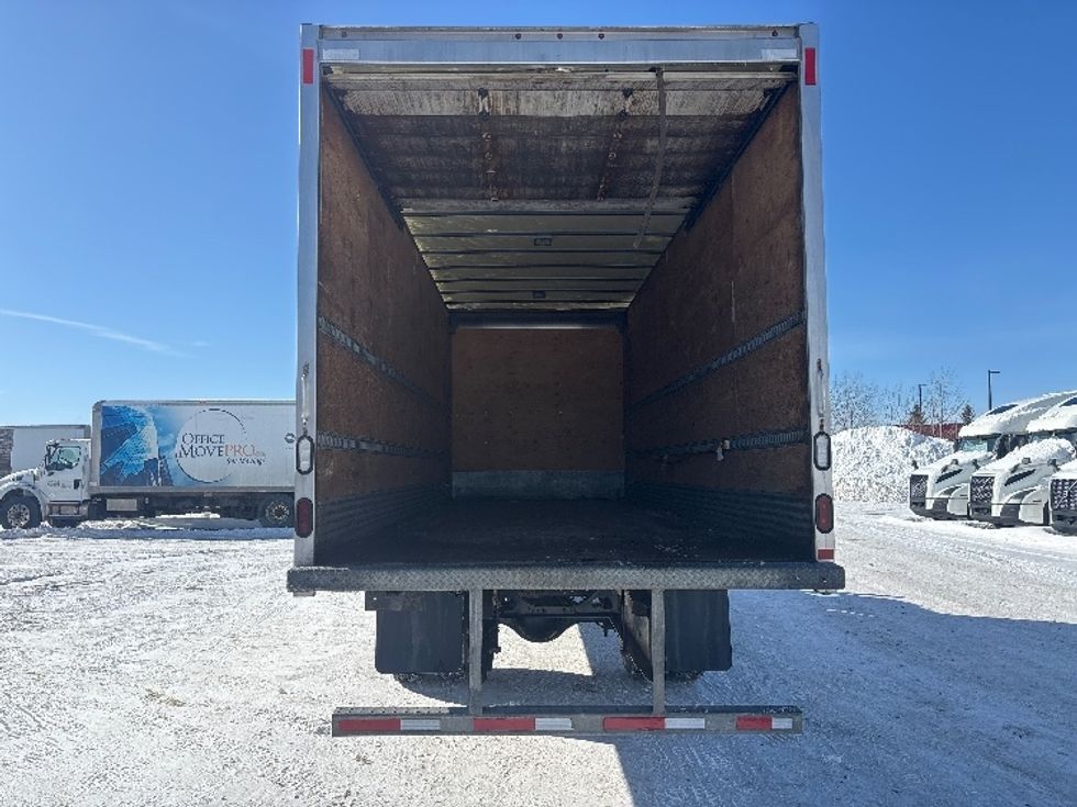 Medium Duty Box Truck-Light and Medium Duty Trucks-International-2020-MV607-Ottawa-ON-373,015\n\t\tkm-$ 47,750 - Image 9
