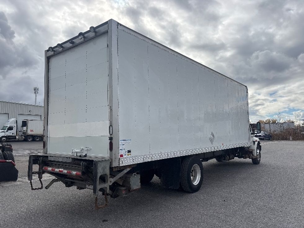 Medium Duty Box Truck-Light and Medium Duty Trucks-International-2020-MV607-Ottawa-ON-458,840\n\t\tkm-$ 30,500 - Image 13