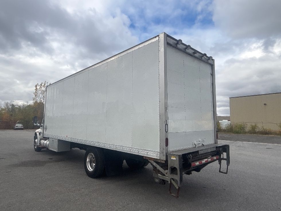 Medium Duty Box Truck-Light and Medium Duty Trucks-International-2020-MV607-Ottawa-ON-458,840\n\t\tkm-$ 30,500 - Image 6