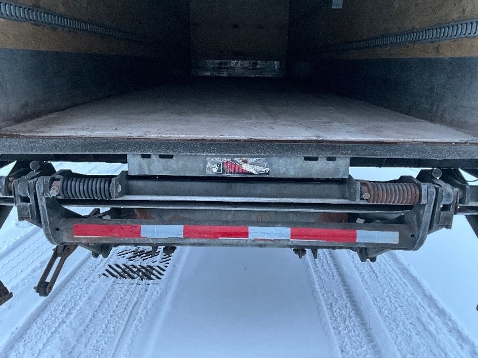 Medium Duty Box Truck-Light and Medium Duty Trucks-International-2020-MV607-Ottawa-ON-511,145\n\t\tkm-$ 26,250 - Image 10