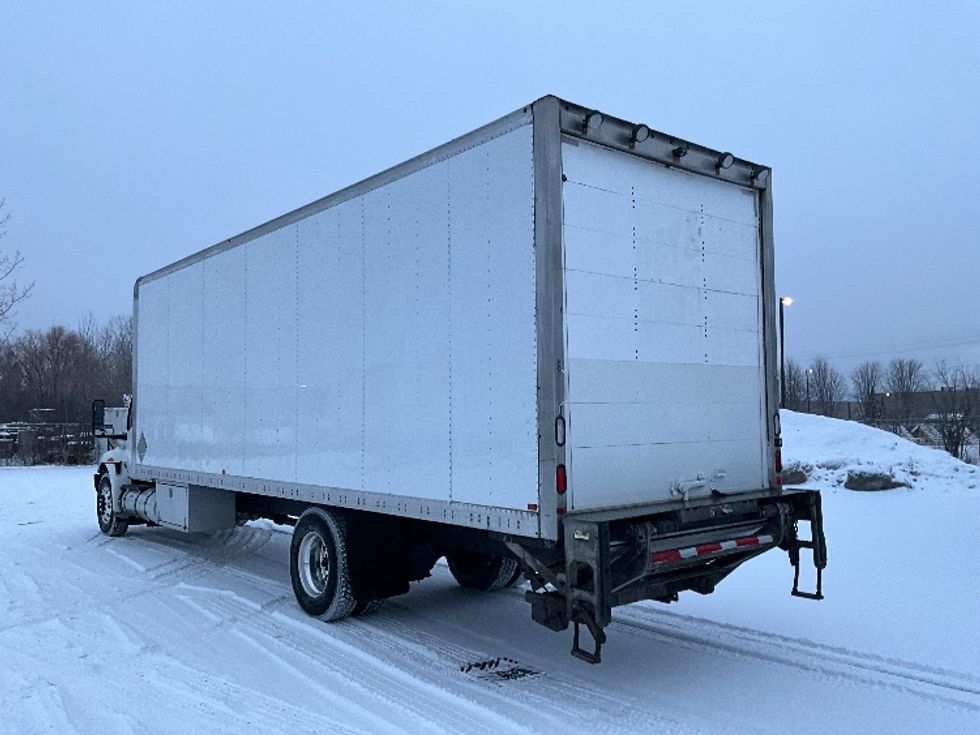 Medium Duty Box Truck-Light and Medium Duty Trucks-International-2020-MV607-Ottawa-ON-511,145\n\t\tkm-$ 26,250 - Image 6