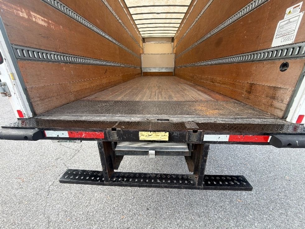 Medium Duty Box Truck-Light and Medium Duty Trucks-International-2020-MV607-Panama City-FL-100,465\n\t\tmiles-$ 64,250 - Image 10