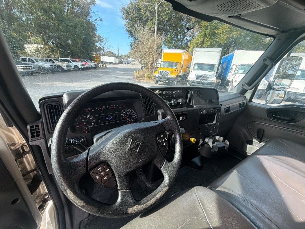 Medium Duty Box Truck-Light and Medium Duty Trucks-International-2020-MV607-Panama City-FL-100,465\n\t\tmiles-$ 64,250 - Image 18