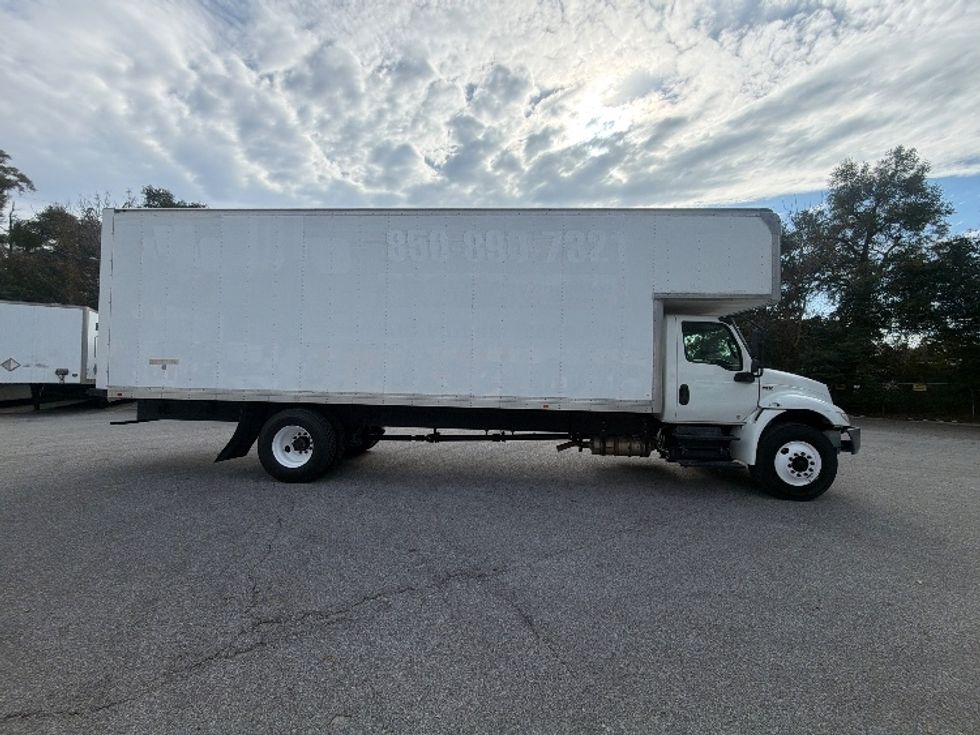 Medium Duty Box Truck-Light and Medium Duty Trucks-International-2020-MV607-Panama City-FL-100,465\n\t\tmiles-$ 64,250 - Image 15