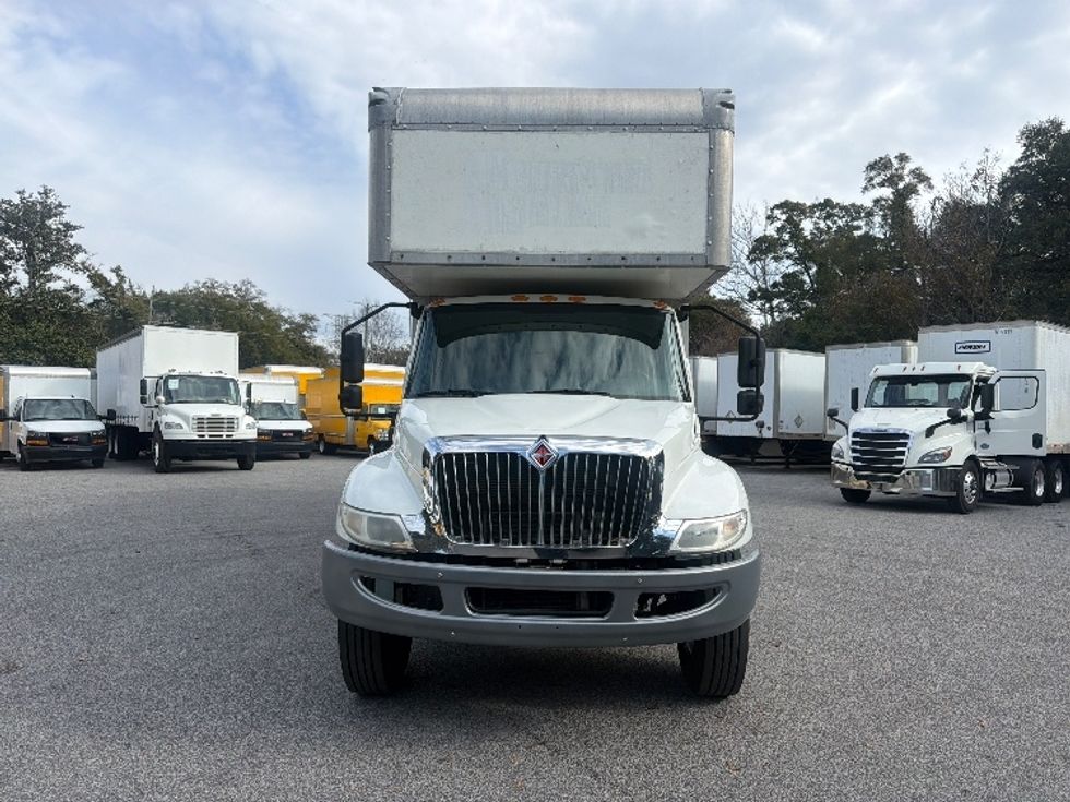 Medium Duty Box Truck-Light and Medium Duty Trucks-International-2020-MV607-Panama City-FL-100,465\n\t\tmiles-$ 64,250 - Image 2