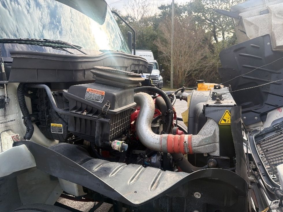 Medium Duty Box Truck-Light and Medium Duty Trucks-International-2020-MV607-Panama City-FL-100,465\n\t\tmiles-$ 64,250 - Image 23