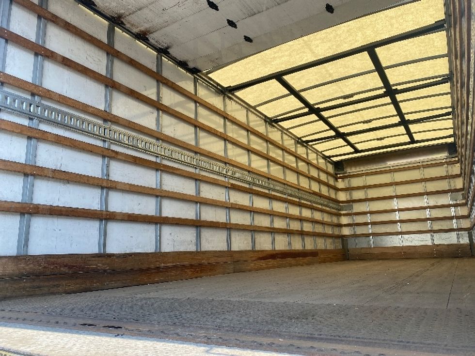 Medium Duty Box Truck-Light and Medium Duty Trucks-International-2020-MV607-Parsippany-NJ-100,447\n\t\tmiles-$ 57,500 - Image 11