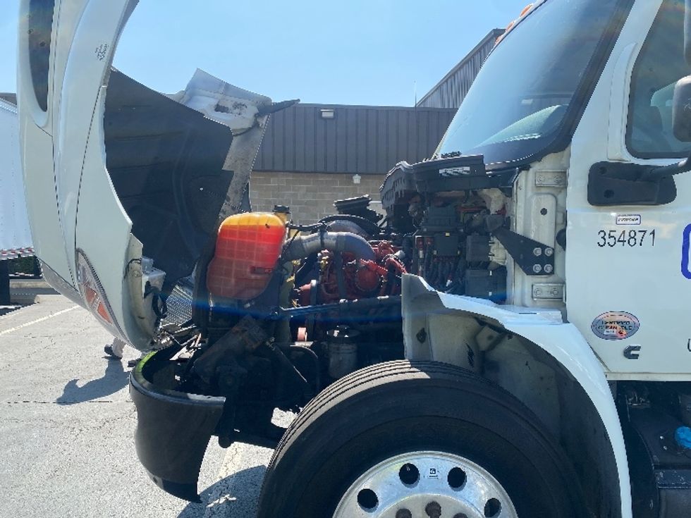 Medium Duty Box Truck-Light and Medium Duty Trucks-International-2020-MV607-Parsippany-NJ-100,447\n\t\tmiles-$ 57,500 - Image 24