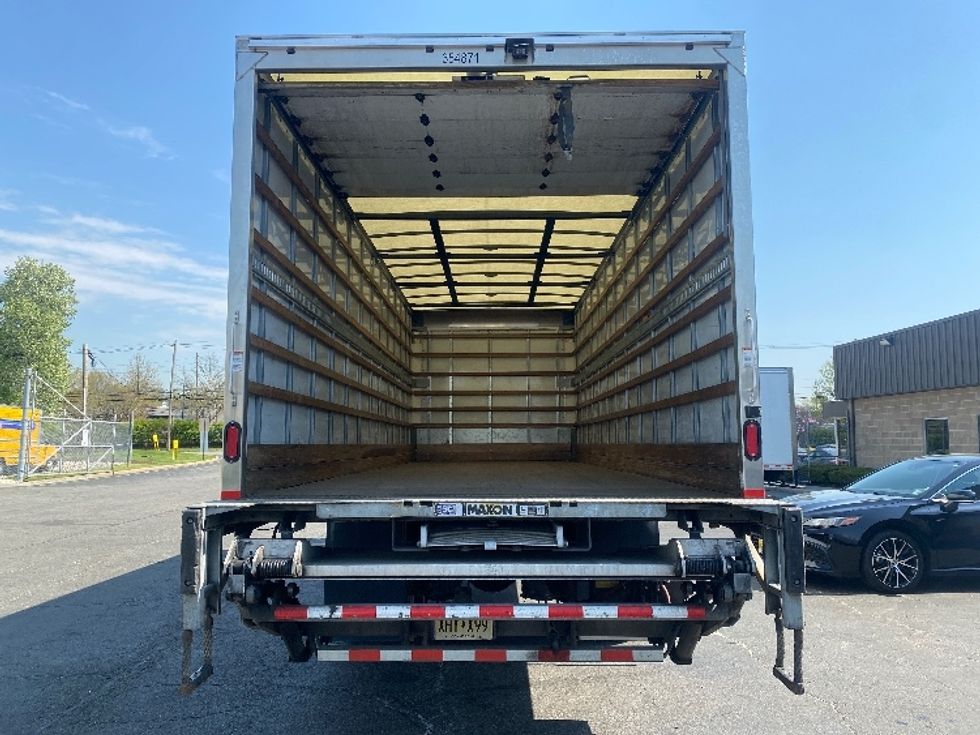 Medium Duty Box Truck-Light and Medium Duty Trucks-International-2020-MV607-Parsippany-NJ-100,447\n\t\tmiles-$ 57,500 - Image 8