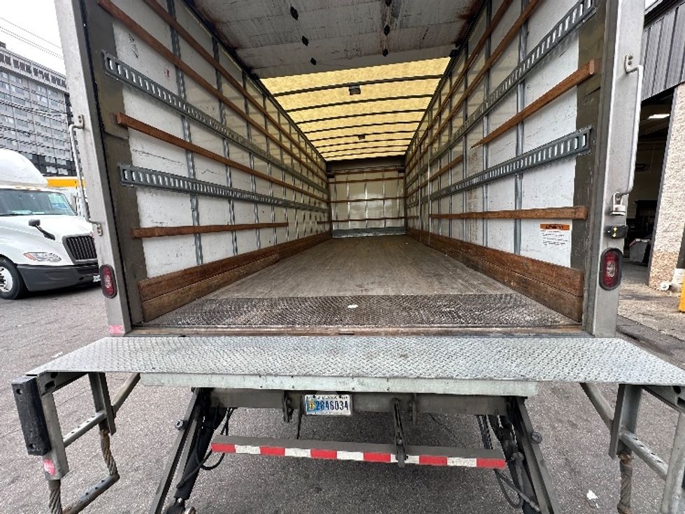 Medium Duty Box Truck-Light and Medium Duty Trucks-International-2020-MV607-Parsippany-NJ-130,764\n\t\tmiles-$ 52,250 - Image 10