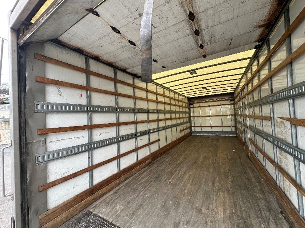 Medium Duty Box Truck-Light and Medium Duty Trucks-International-2020-MV607-Parsippany-NJ-130,764\n\t\tmiles-$ 52,250 - Image 11