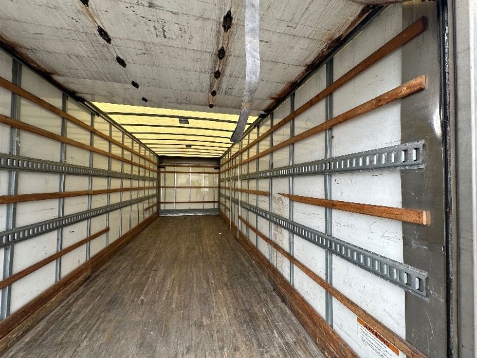 Medium Duty Box Truck-Light and Medium Duty Trucks-International-2020-MV607-Parsippany-NJ-130,764\n\t\tmiles-$ 52,250 - Image 12