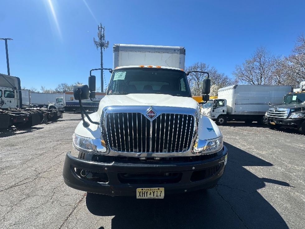 Medium Duty Box Truck-Light and Medium Duty Trucks-International-2020-MV607-Parsippany-NJ-130,764\n\t\tmiles-$ 52,250 - Image 2