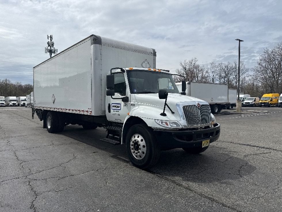 Medium Duty Box Truck-Light and Medium Duty Trucks-International-2020-MV607-Parsippany-NJ-171,549\n\t\tmiles-$ 48,000 - Image 1