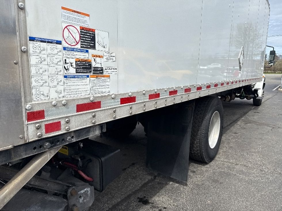 Medium Duty Box Truck-Light and Medium Duty Trucks-International-2020-MV607-Parsippany-NJ-171,549\n\t\tmiles-$ 48,000 - Image 27