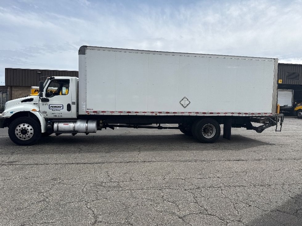 Medium Duty Box Truck-Light and Medium Duty Trucks-International-2020-MV607-Parsippany-NJ-171,549\n\t\tmiles-$ 48,000 - Image 4