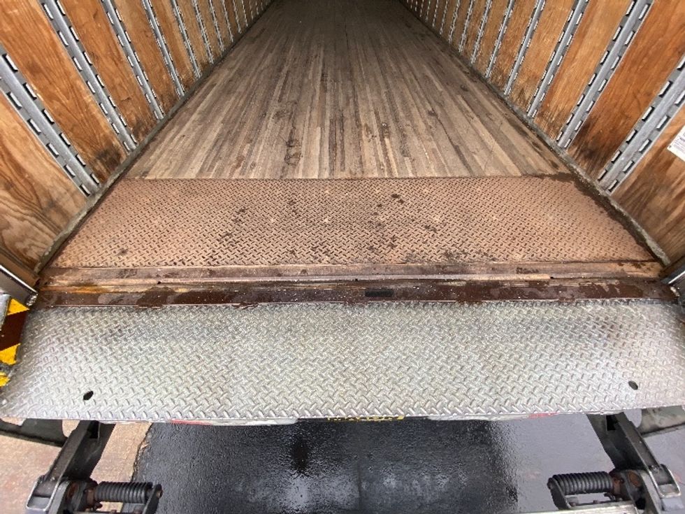 Medium Duty Box Truck-Light and Medium Duty Trucks-International-2020-MV607-Parsippany-NJ-205,861\n\t\tmiles-$ 39,500 - Image 10