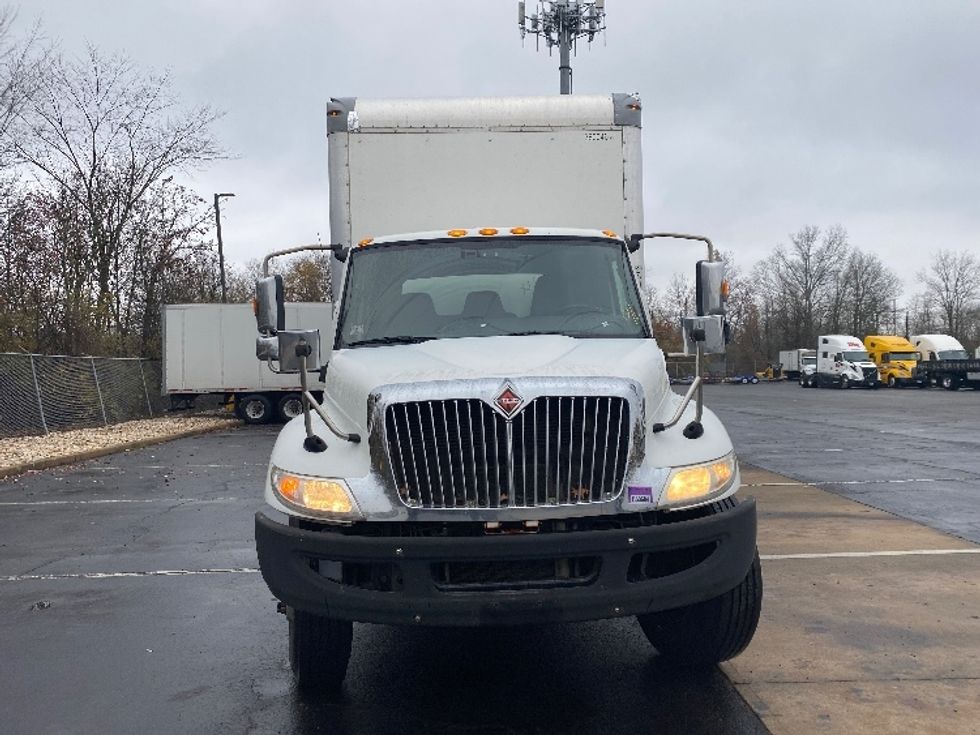 Medium Duty Box Truck-Light and Medium Duty Trucks-International-2020-MV607-Parsippany-NJ-205,861\n\t\tmiles-$ 39,500 - Image 2
