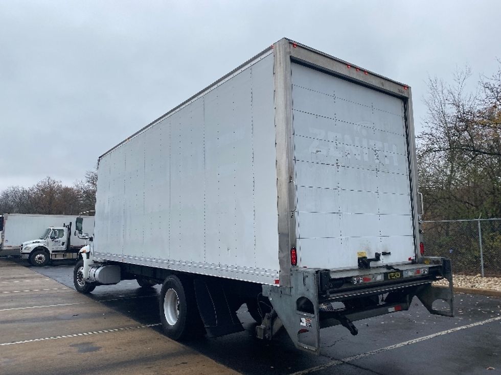 Medium Duty Box Truck-Light and Medium Duty Trucks-International-2020-MV607-Parsippany-NJ-205,861\n\t\tmiles-$ 39,500 - Image 7