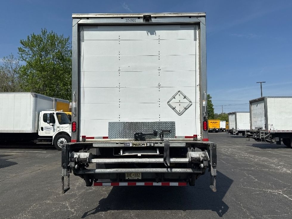 Medium Duty Box Truck-Light and Medium Duty Trucks-International-2020-MV607-Parsippany-NJ-72,650\n\t\tmiles-$ 57,250 - Image 7