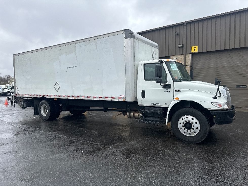 Medium Duty Box Truck-Light and Medium Duty Trucks-International-2020-MV607-Parsippany-NJ-77,981\n\t\tmiles-$ 57,750 - Image 1