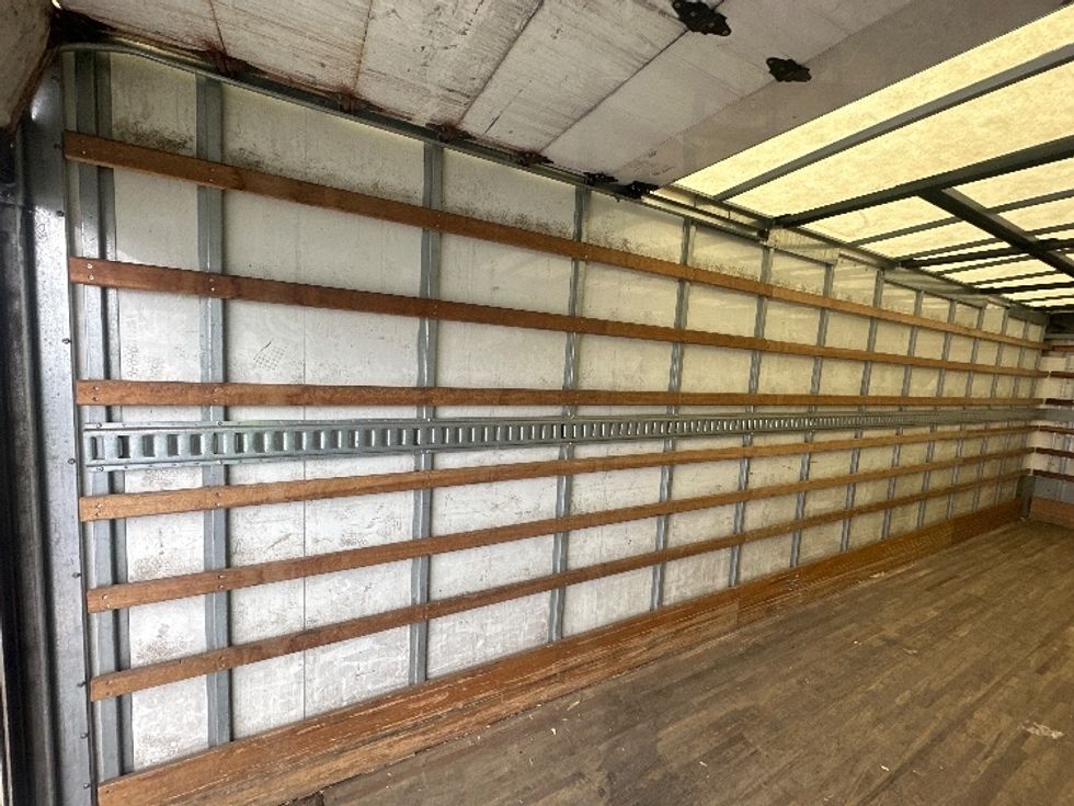 Medium Duty Box Truck-Light and Medium Duty Trucks-International-2020-MV607-Parsippany-NJ-77,981\n\t\tmiles-$ 57,750 - Image 11