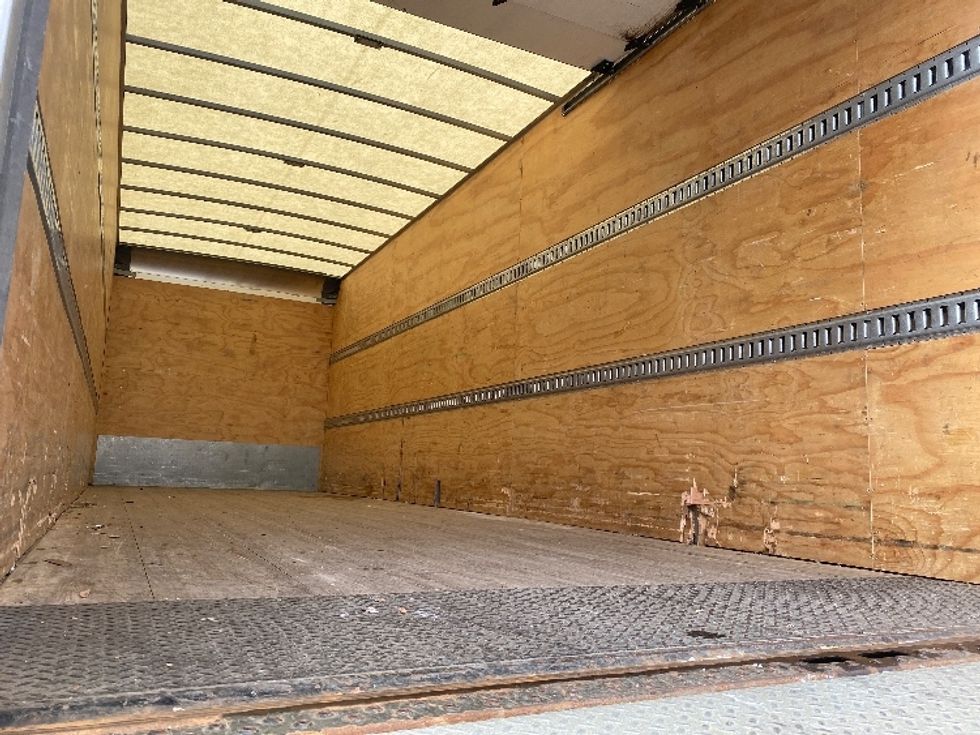 Medium Duty Box Truck-Light and Medium Duty Trucks-International-2020-MV607-Parsippany-NJ-94,739\n\t\tmiles-$ 56,250 - Image 12