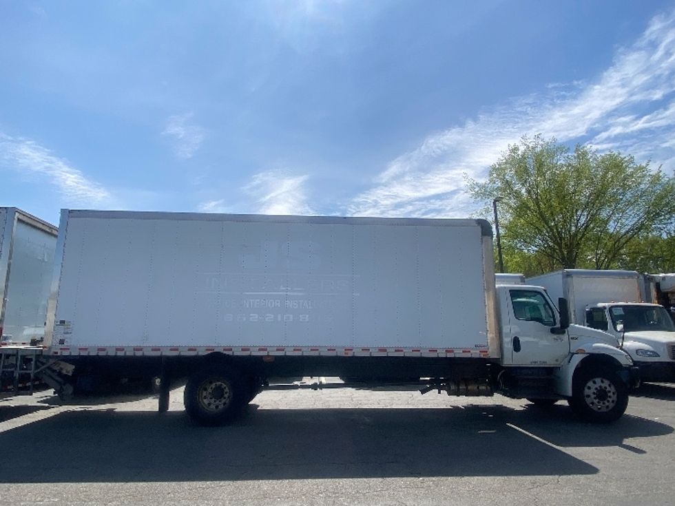Medium Duty Box Truck-Light and Medium Duty Trucks-International-2020-MV607-Parsippany-NJ-94,739\n\t\tmiles-$ 56,250 - Image 15